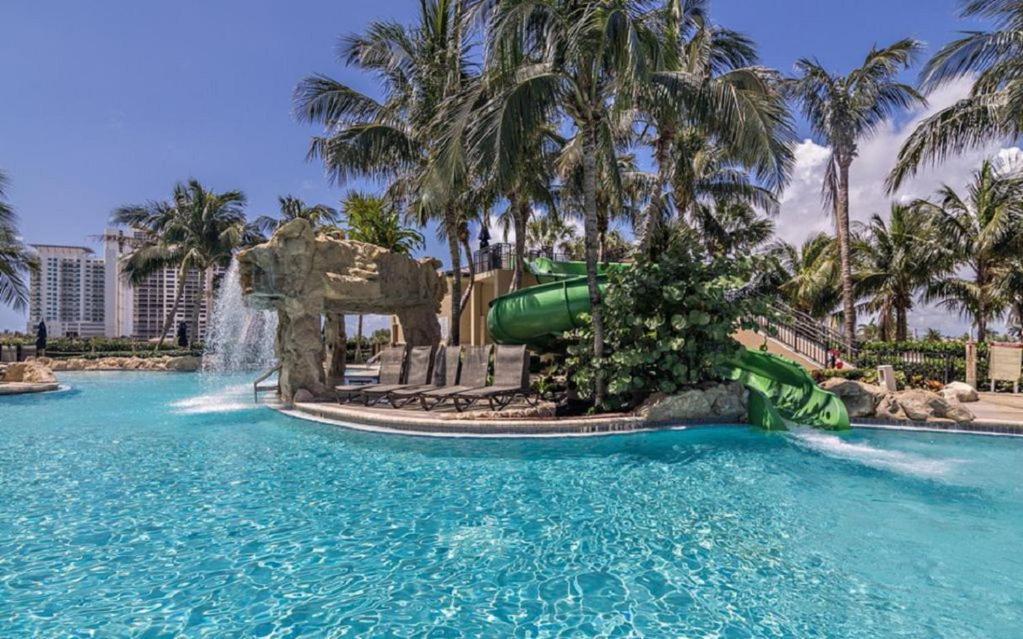 ريفييرا بيتش Singer Island Beach Resort And Spa, Located At The Palm Beach Resort المظهر الخارجي الصورة