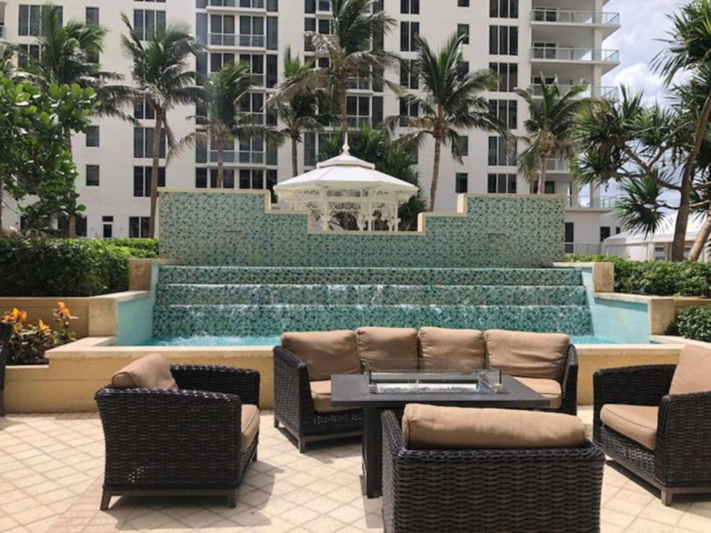 ريفييرا بيتش Singer Island Beach Resort And Spa, Located At The Palm Beach Resort المظهر الخارجي الصورة